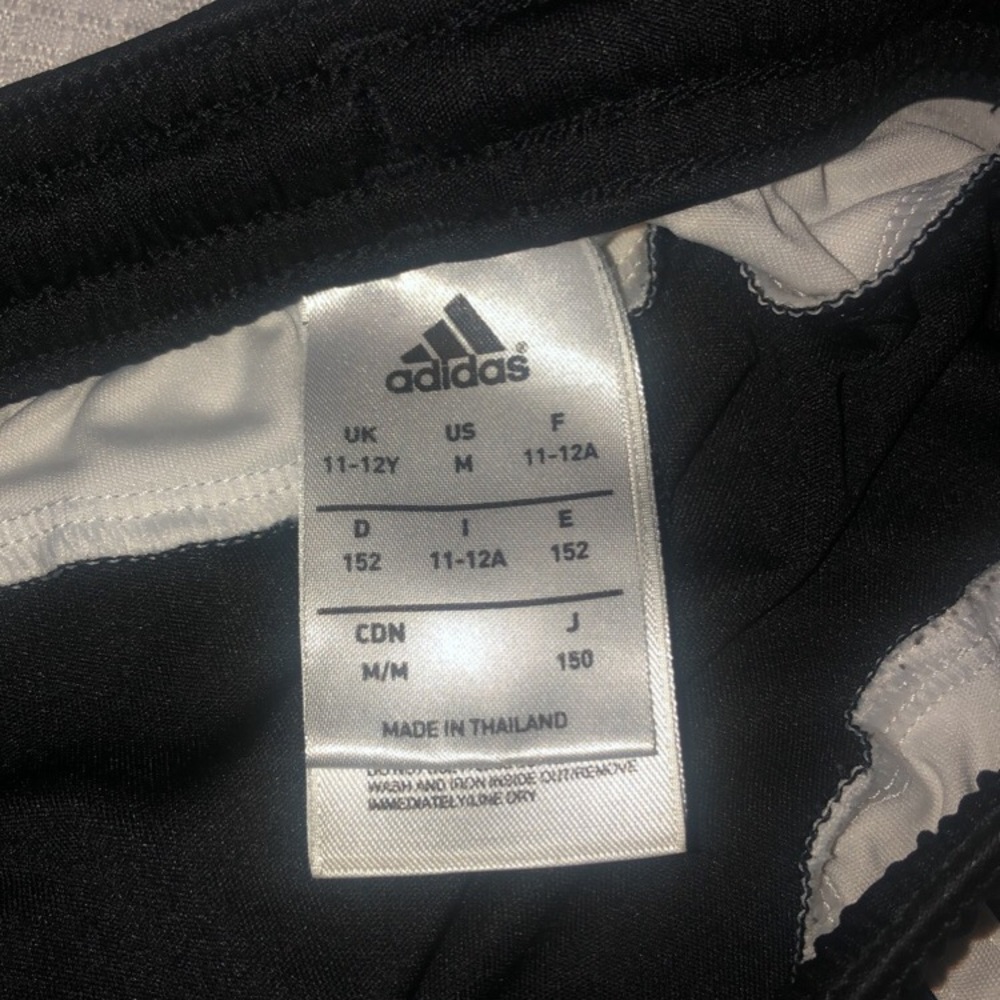 BLACK ADIDAS ATHLETIC SHORTS SIZE M!